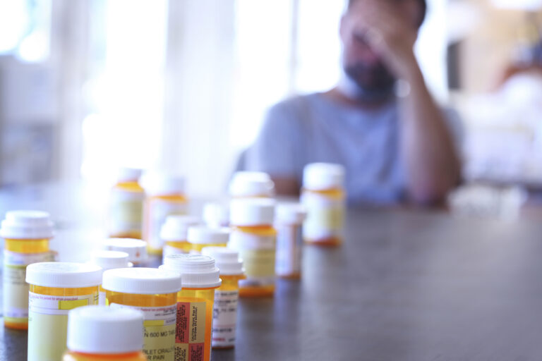 Psychische und Verhaltensstörungen durch Opioide